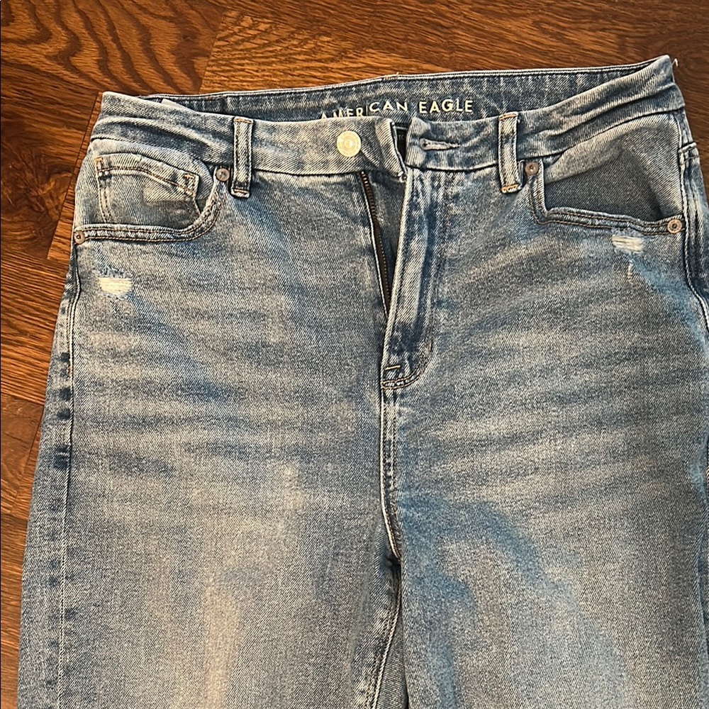 American Eagle Outfitters Light Blue Denim Jeans - Picture 2 of 6